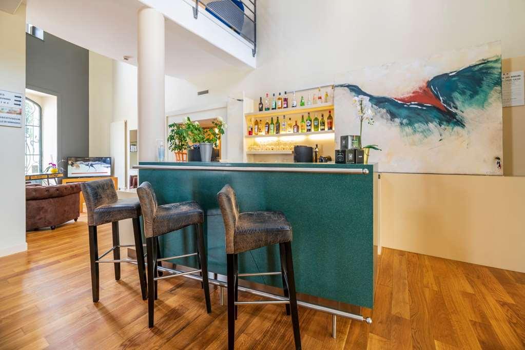 Hotel Cerise - Les Sources Ликсей-ле-Бен Интерьер фото
