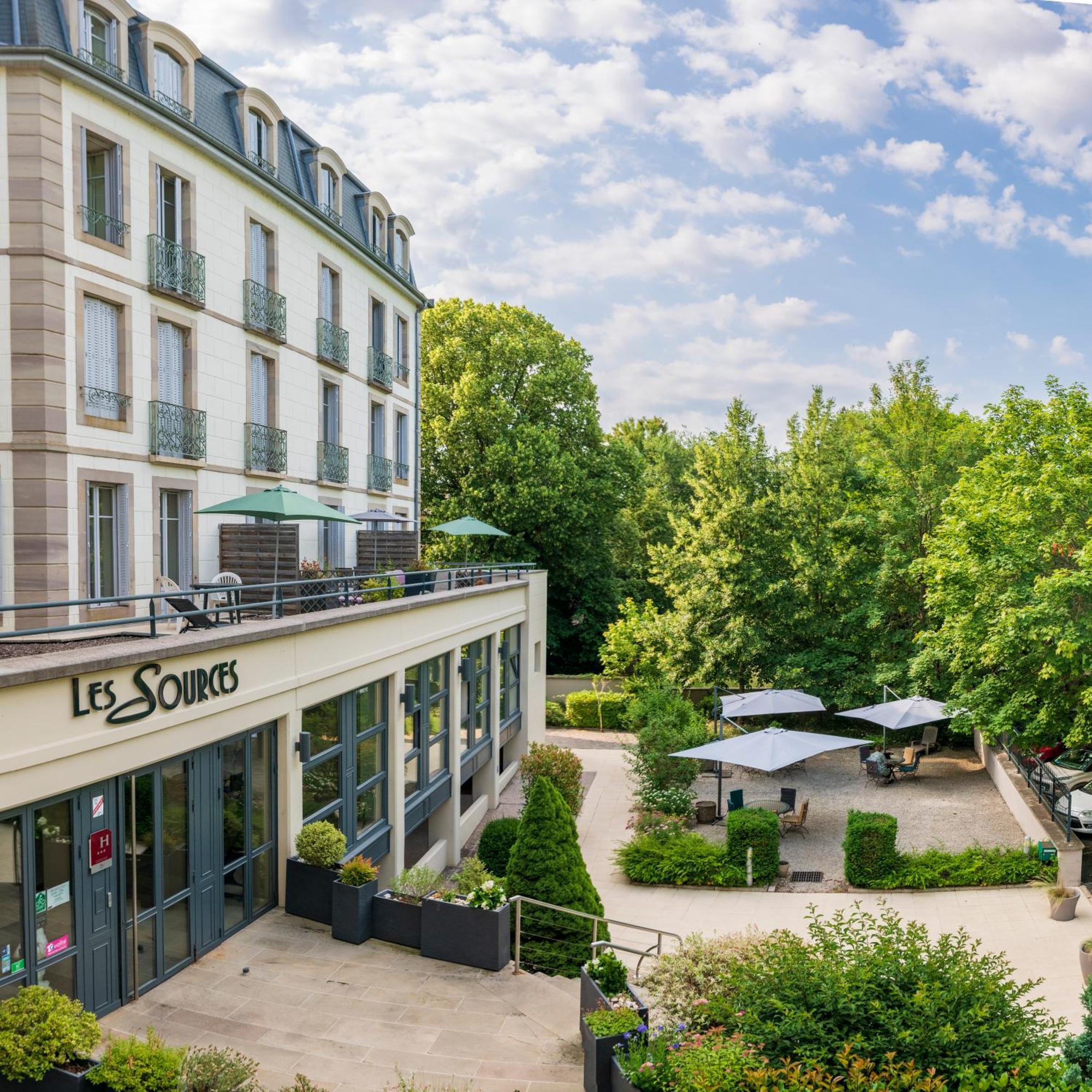 Hotel Cerise - Les Sources Ликсей-ле-Бен Экстерьер фото