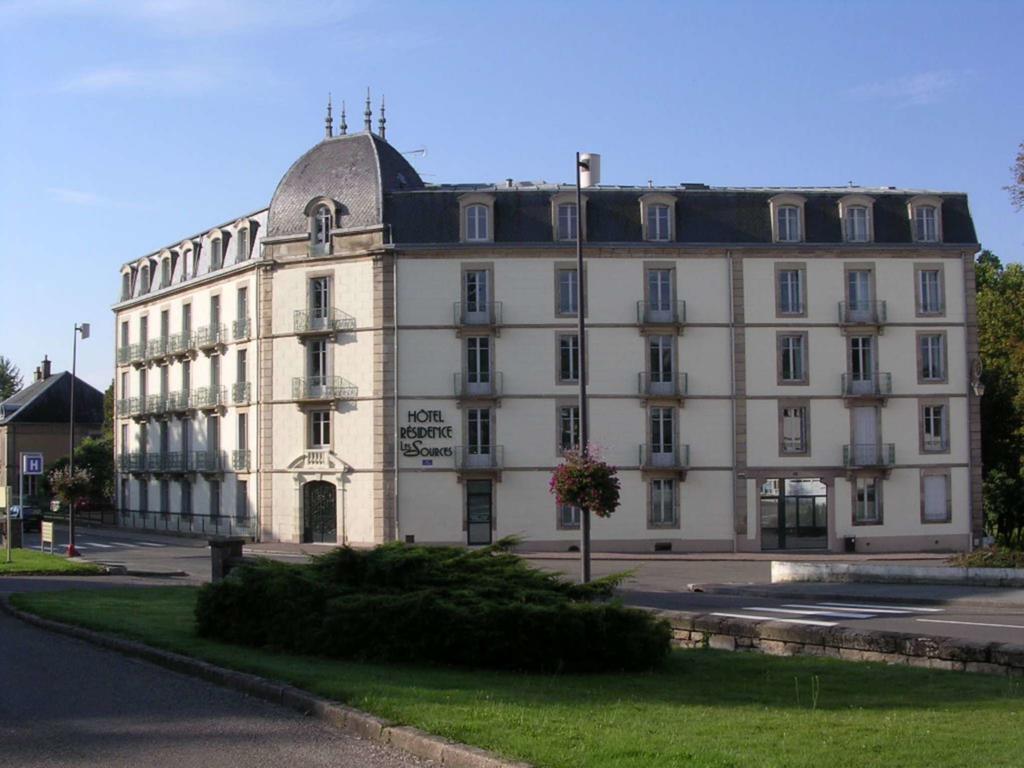 Hotel Cerise - Les Sources Ликсей-ле-Бен Экстерьер фото